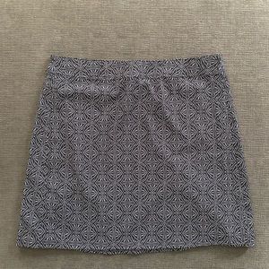 Large Rip Skirt Hawaii. Never worn. Length 2